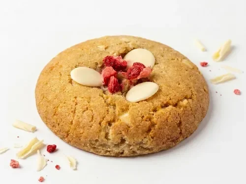 Beyaz Çikolatalı Cookie (1 Adet)