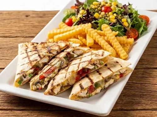 Tavuklu Quesadilla