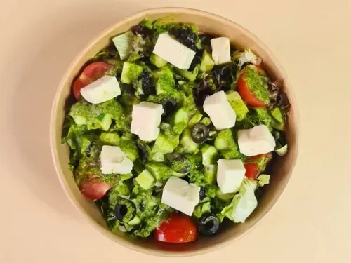 Akdeniz Salata