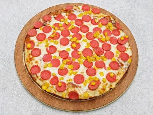 Sosisli & Mısırlı Pizza (Orta Boy)