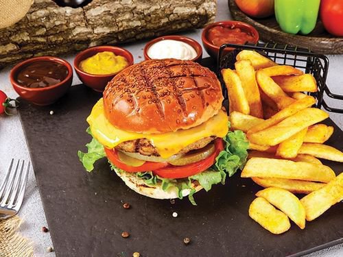 Tavuk Cheeseburger