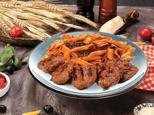 Izgara Köfteli Soslu Penne