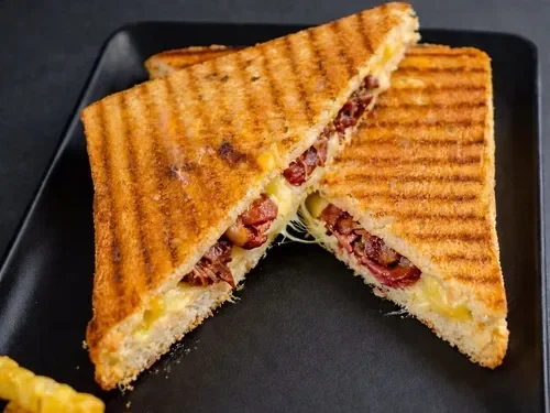 Parstırmalı Tost