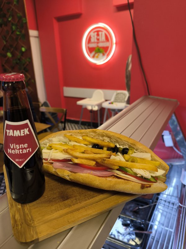 Ekmek Arası Kahvaltı