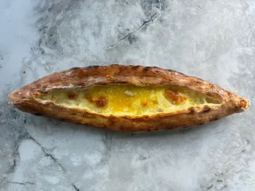 Peynirli Kaşarlı Pide (Uzun)