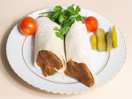 Mega Çiğ Köfte Dürüm