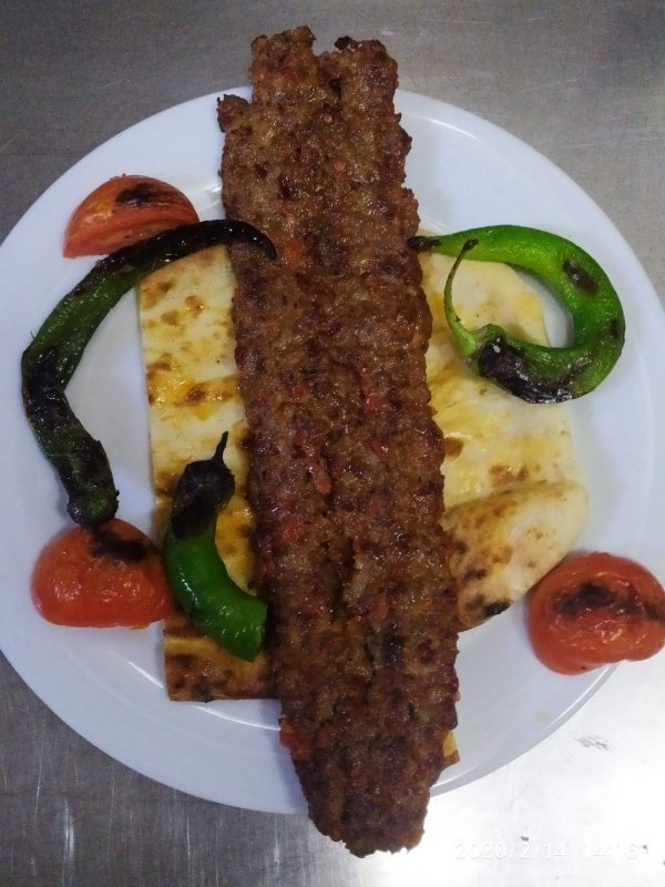 Beyti Kebap (1,5 Porsiyon) + Salata + Yeşillik