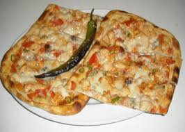 Tavuklu Pide