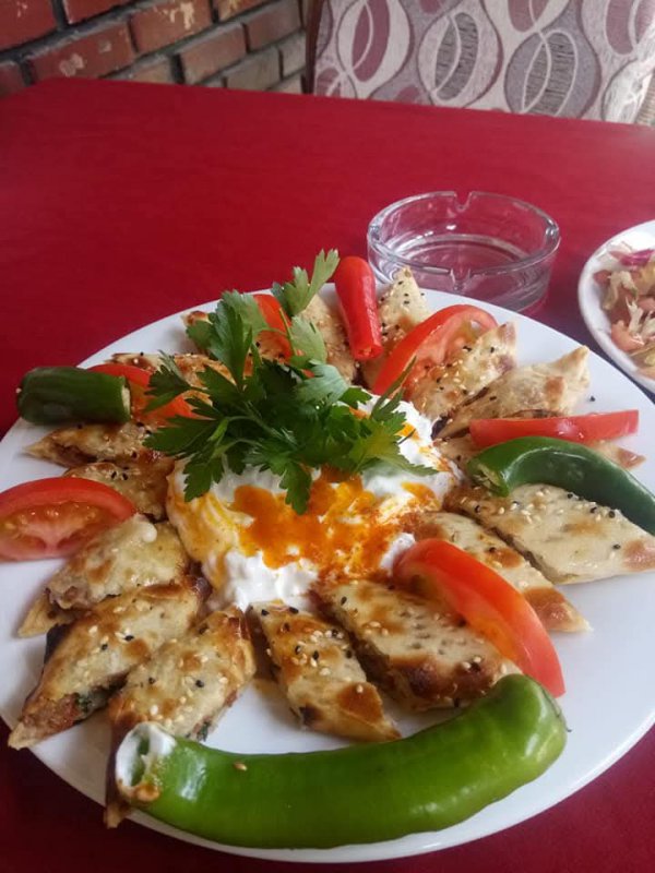 Beyti Sarma (1,5 Porsiyon) + Salata + Yeşillik