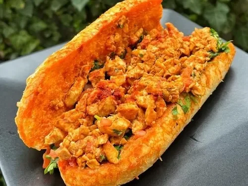 Somun Ekmek Tavuk Tantuni