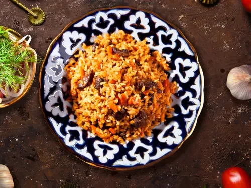 Tavuk Etli Özbek Pilavı (Porsiyon)