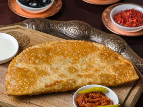 Elmalı & Tarçınlı Çi Börek (1 Adet)