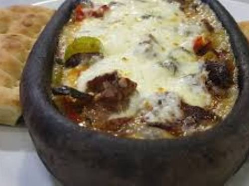Kiremitte Dana Et Şiş Kaşarlı