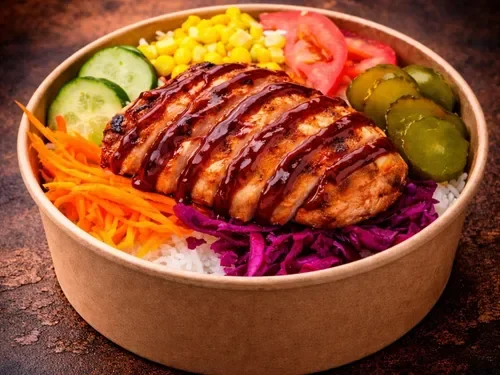 Küçük Çanakta Barbekü Soslu Izgara Tavuk