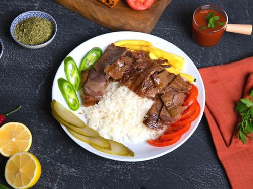 Pilav Üstü Et Döner (100 g)