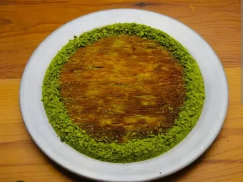 Kaymaklı & Fıstıklı Hasır Künefe (4 Kişilik)