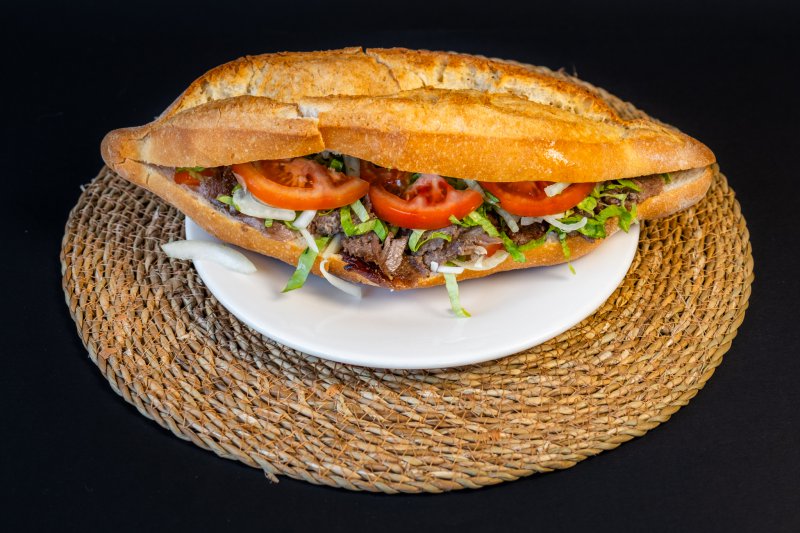 Tam Ekmek Arası Et Döner