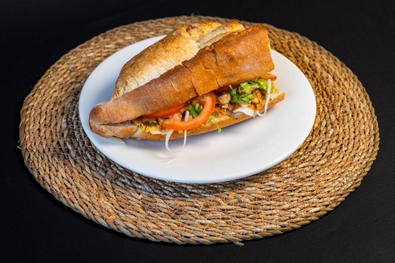 Yarım Ekmek Arası Tavuk Döner