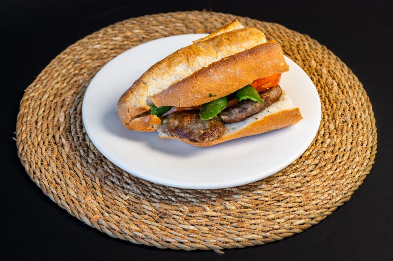 Yarım Ekmek Arası Izgara Köfte