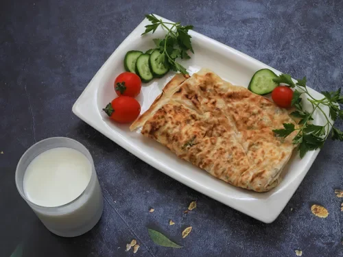 Peynirli Kaşarlı Sucuklu Gözleme