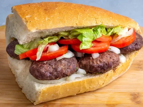 Yarım Ekmek Arası Köfte