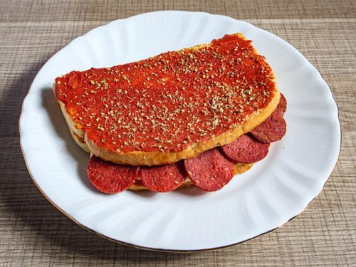 Sucuklu Bandırma Tostu