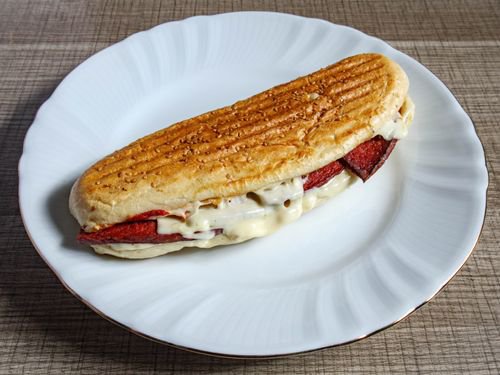 Mega Tost