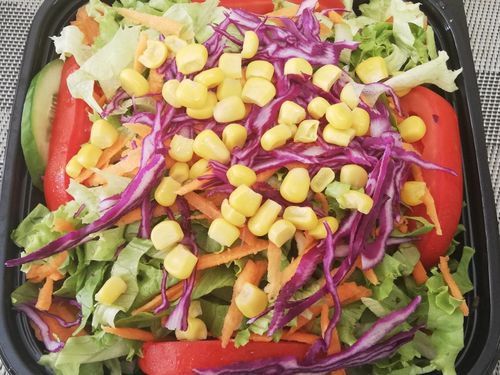 Sade Salata