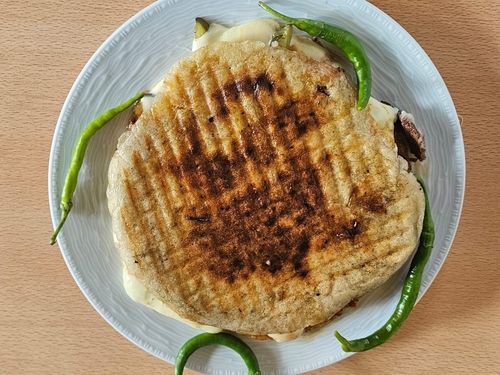 Köy Ekmekli Karışık Tost