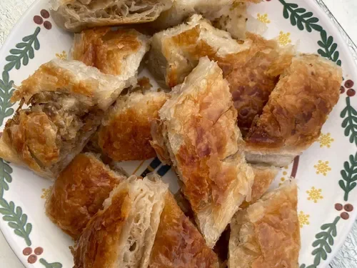 Patatesli Karaköy Böreği (1 Porsiyon)