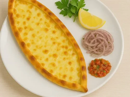 Kaşarlı Yumurtalı Pide