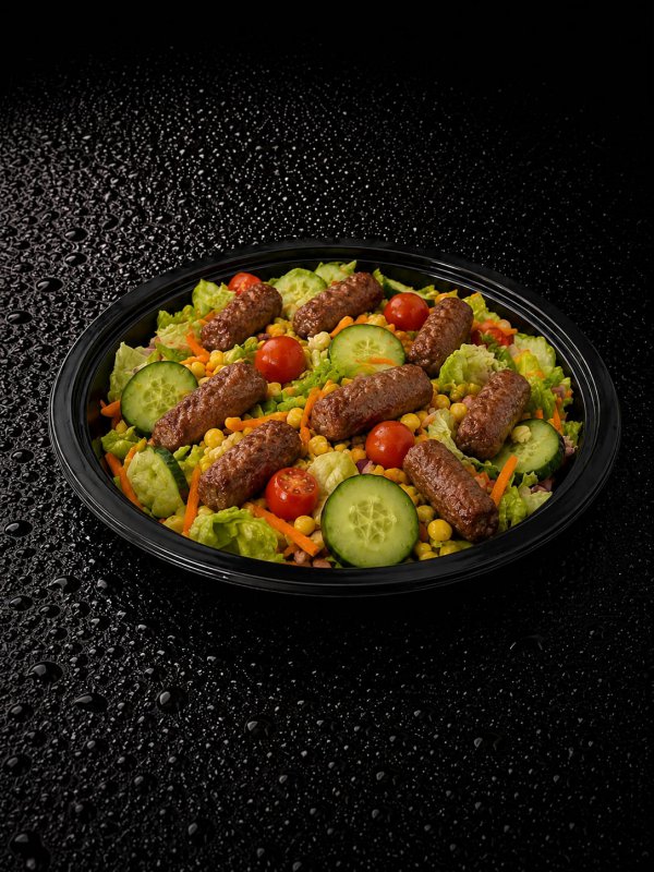 Köfteli Salata