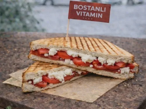 Beyaz Peynirli Tost