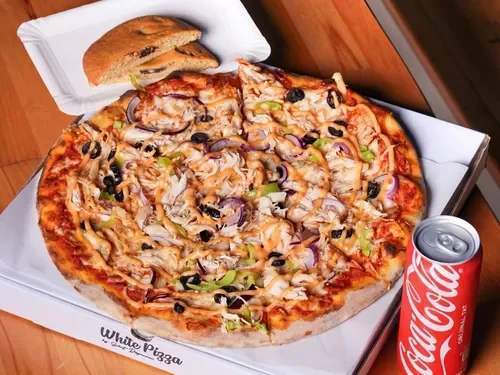 Büyük Boy Tavuklu Pizza Menü