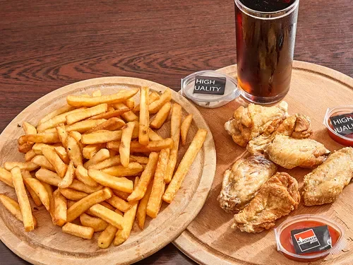 BBQ Wings (6 Parça) Menü