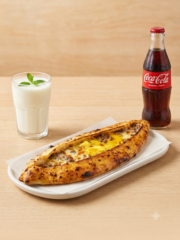 Kavurmalı Kaşarlı Pide