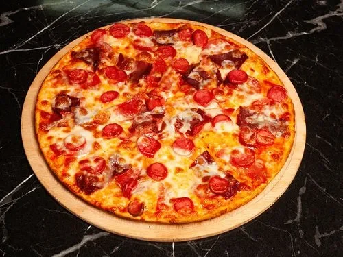 Turkish Gurme Pizza (Orta Boy)(30 cm)