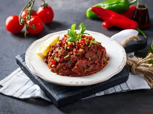 Acılı Ezme (250 g)