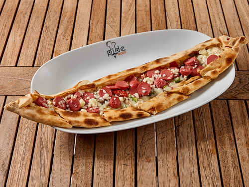 Sosisli Pide