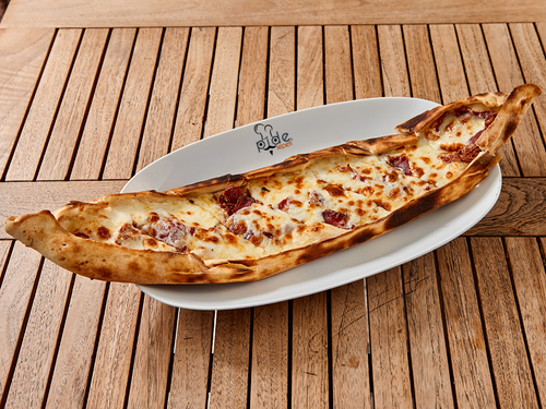 Pastırmalı Pide