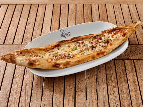Kuşbaşılı & Kaşarlı Pide