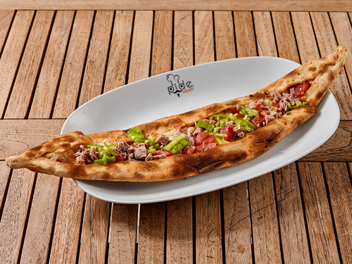 Ton Balıklı Pide