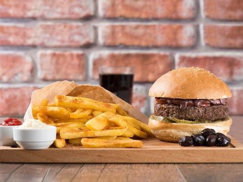 Zeytin Soslu Burger Menü