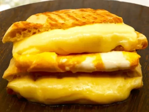 Yumurtalı Kaşarlı (Yumy Tost)