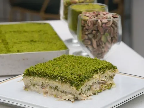 Soğuk Kadayıf Fıstık Kaplamalı (İçi Antep Fıstıklı) (750 g)
