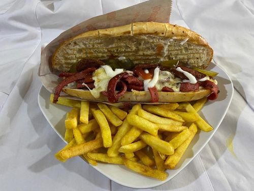 Kumru Sandviç Menü
