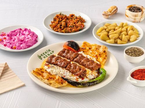 Alinazik Kebap (Adana Kebaptan)