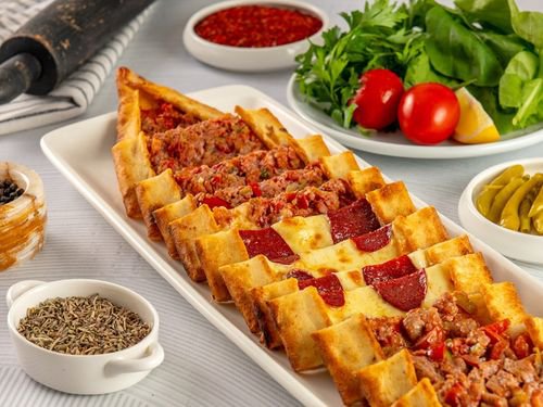Karışık Pide