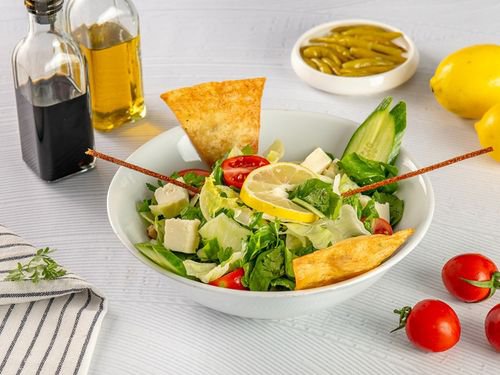 Akdeniz Salata