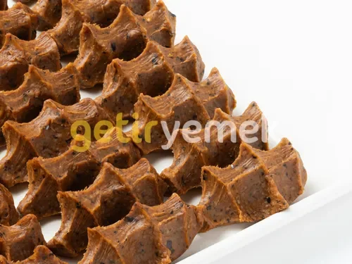 Çiğ Köfte (1 kg) (Garnitürsüz)